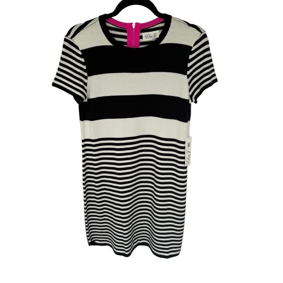 Eliza J Dresses & Skirts - Eliza J women’s multicolor striped knit short sleeve mini dress size 10P NWT